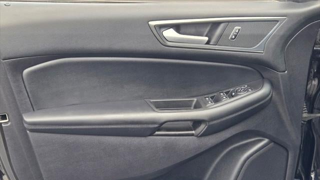 2021 Ford Edge SE