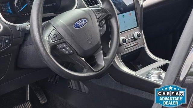 2021 Ford Edge SE