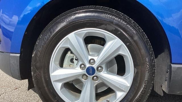 2020 Ford Edge SE