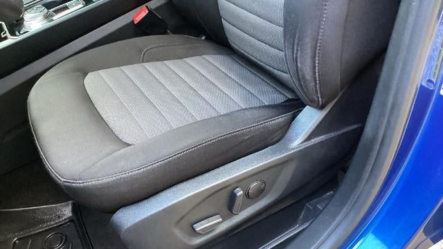 2020 Ford Edge SE