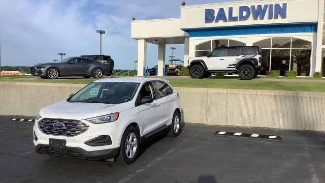 2021 Ford Edge SE