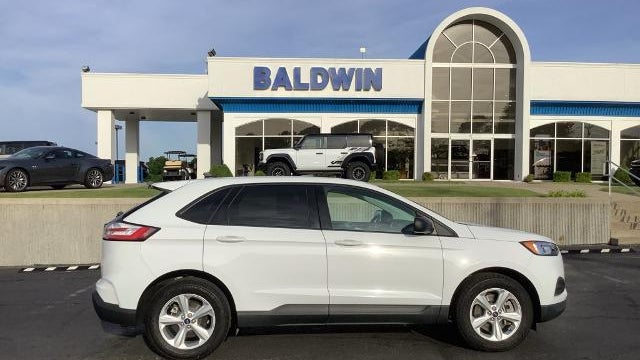 2021 Ford Edge SE