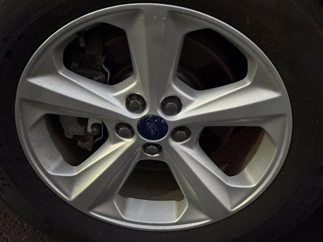 2016 Ford Edge - $9,311
