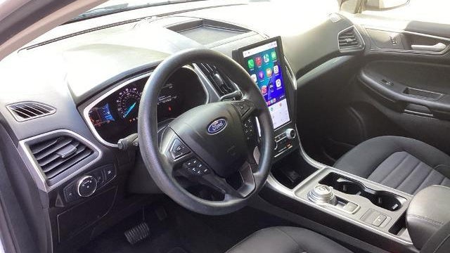 2021 Ford Edge SE