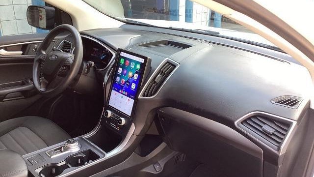 2021 Ford Edge SE