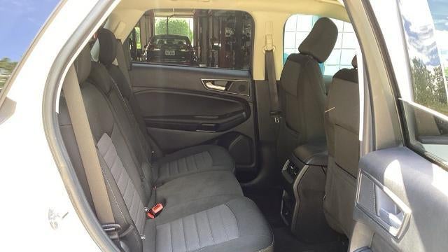 2021 Ford Edge SE