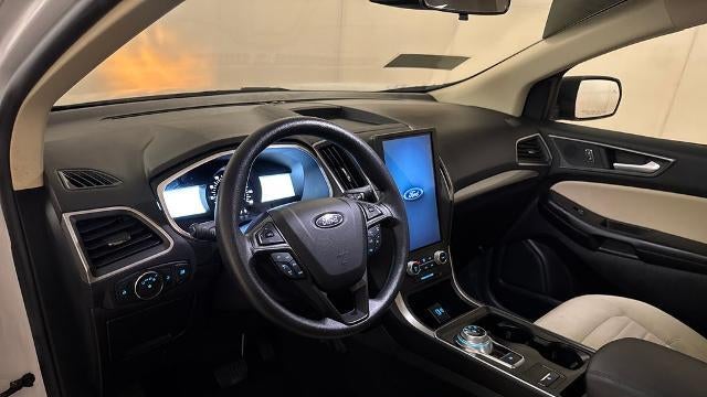 2021 Ford Edge SE