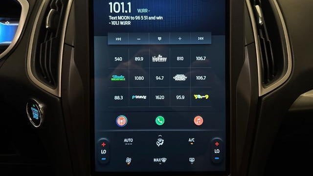 2021 Ford Edge SE