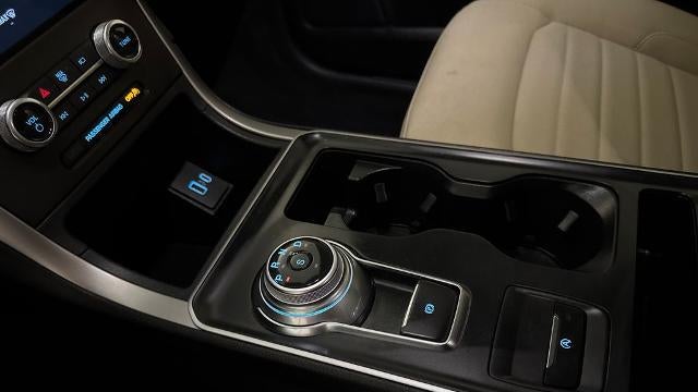 2021 Ford Edge SE
