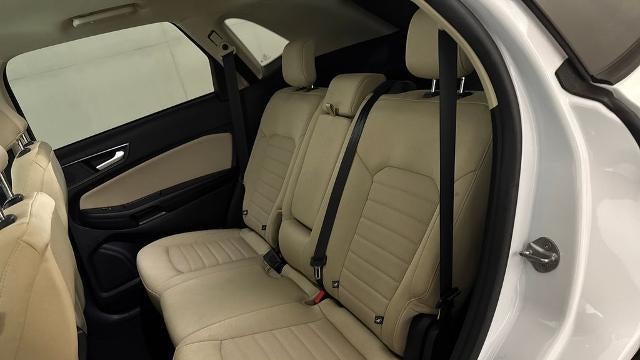 2021 Ford Edge SE