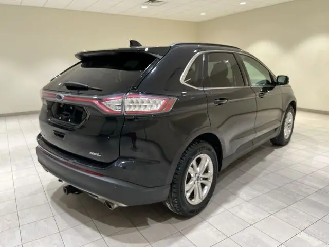 2016 Ford Edge - $10,515