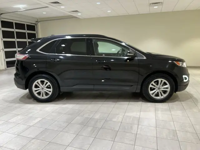 2016 Ford Edge - $10,515