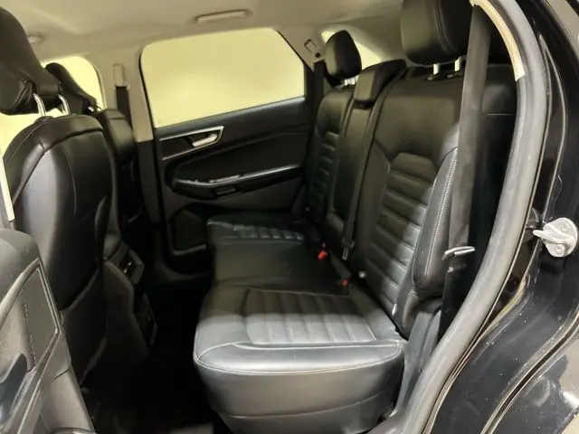 2016 Ford Edge - $10,515