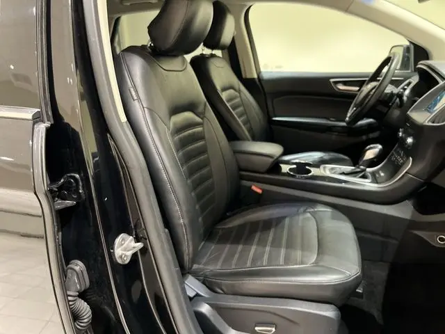 2016 Ford Edge - $10,515