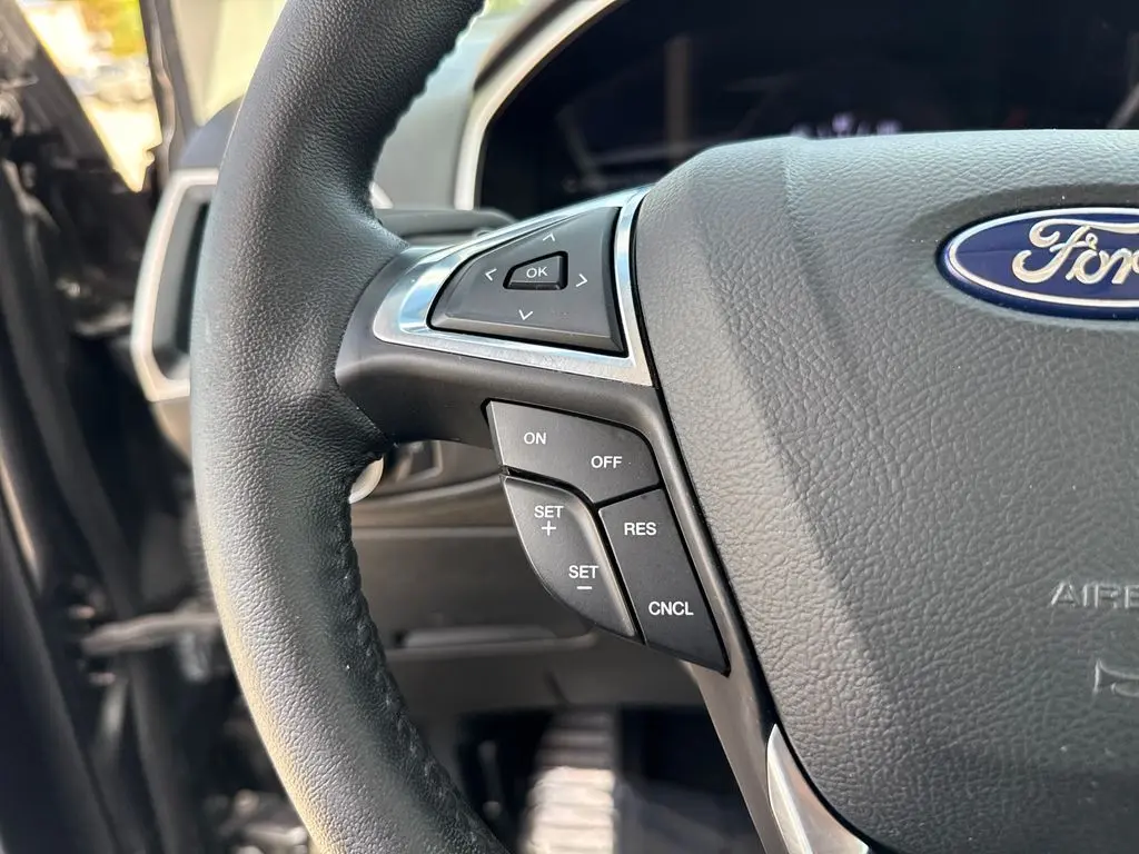 2018 Ford Edge - $12,900
