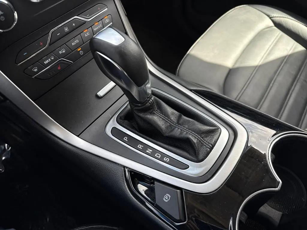 2018 Ford Edge - $12,900