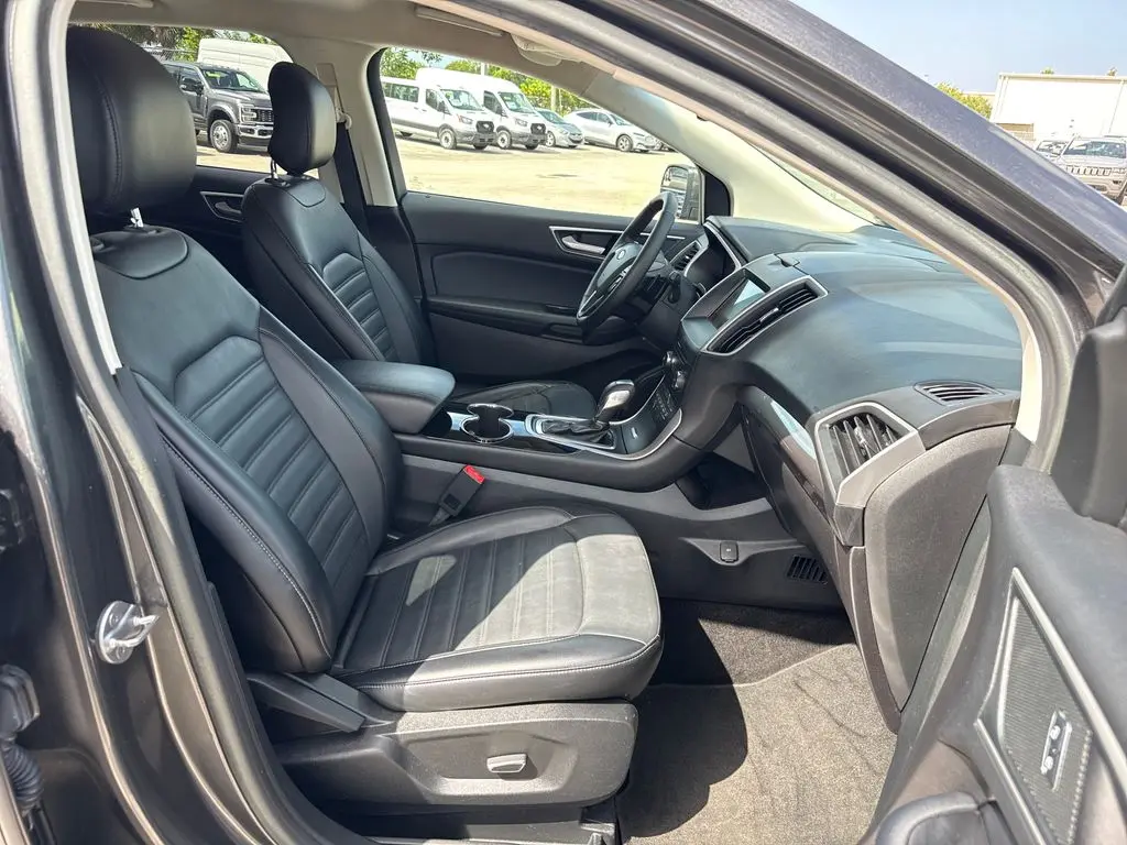 2018 Ford Edge - $12,900