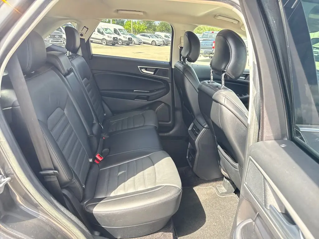 2018 Ford Edge - $12,900