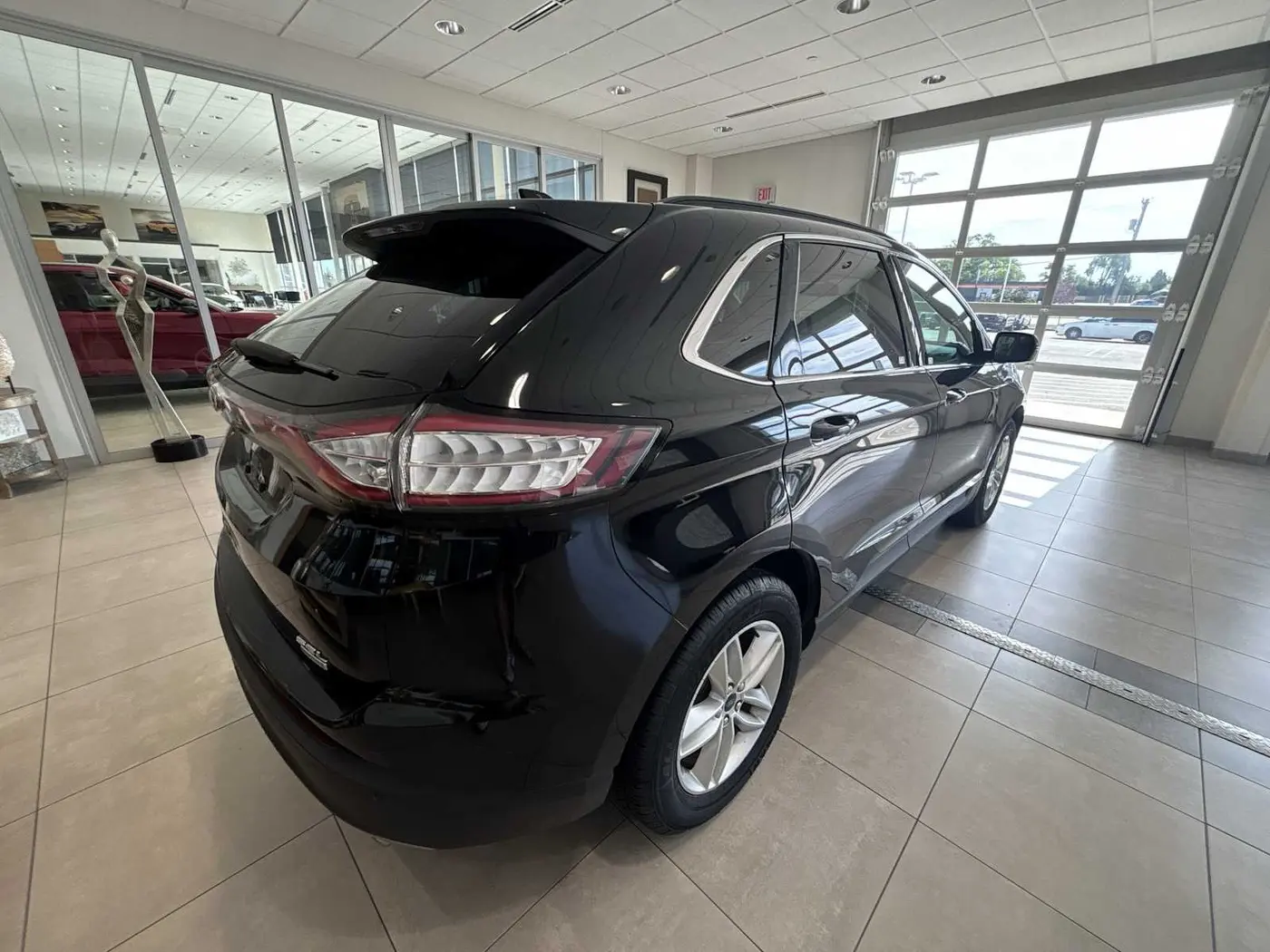 2016 Ford Edge - $10,243