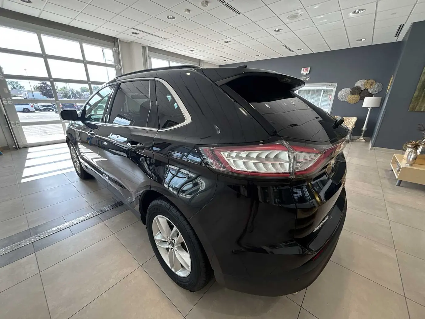 2016 Ford Edge - $10,243