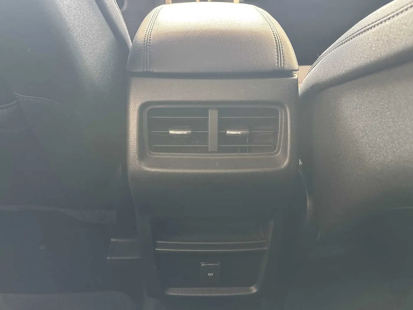 2016 Ford Edge - $10,243