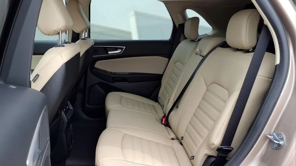 2020 Ford Edge ST Line