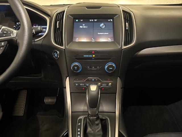2016 Ford Edge - $16,500