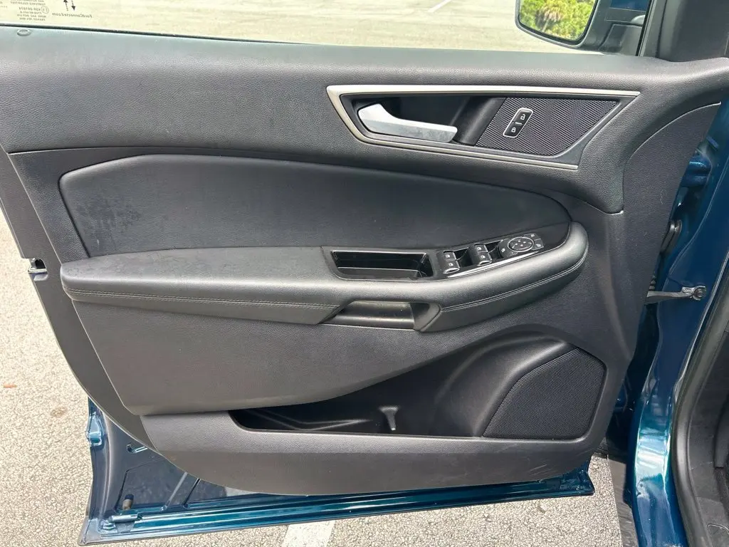 2020 Ford Edge - $14,898