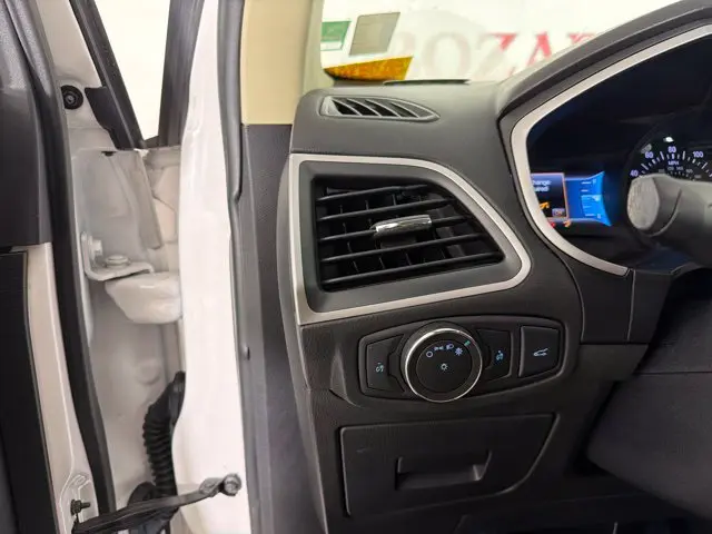 2017 Ford Edge - $11,000