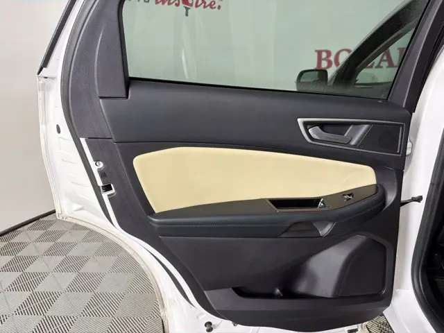 2017 Ford Edge - $11,000