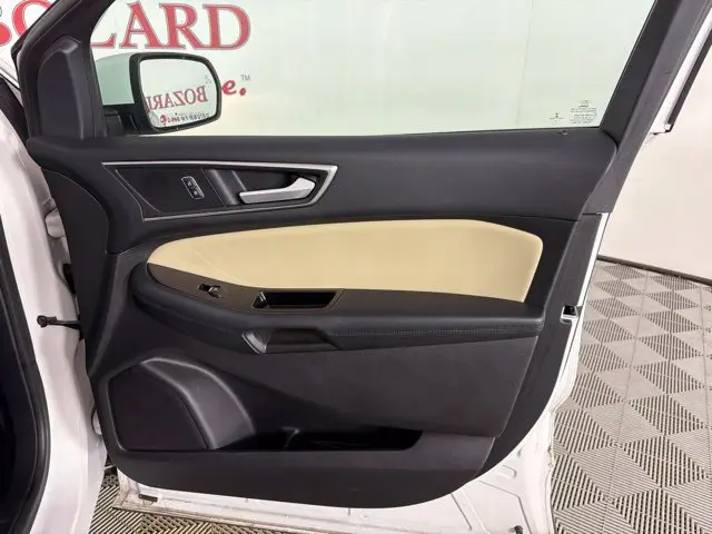 2017 Ford Edge - $11,000