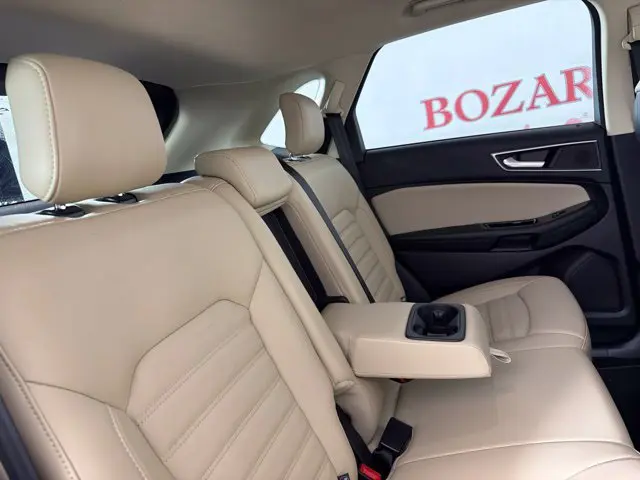 2017 Ford Edge - $11,000