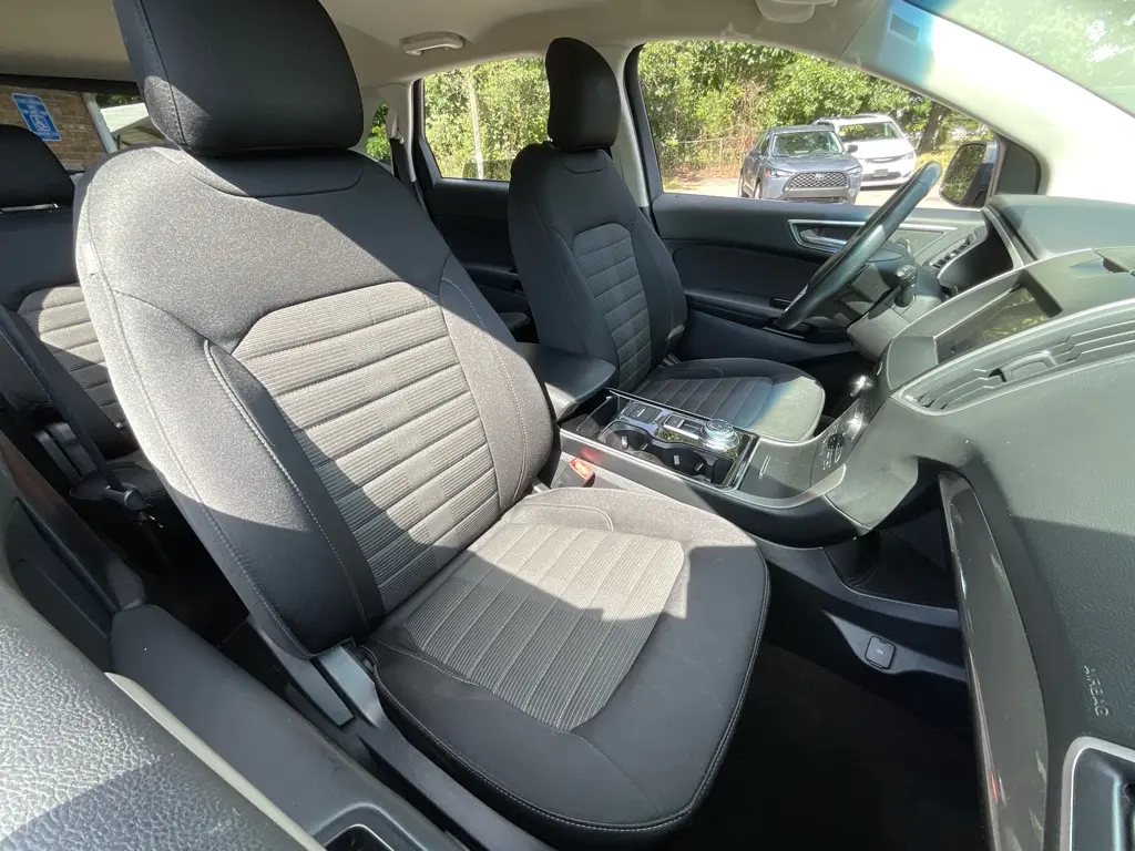 2019 Ford Edge - $13,985