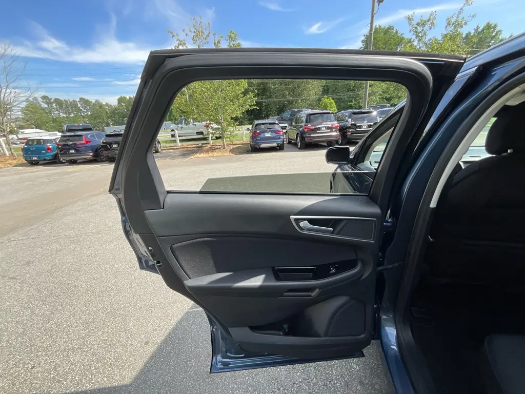 2019 Ford Edge - $13,985