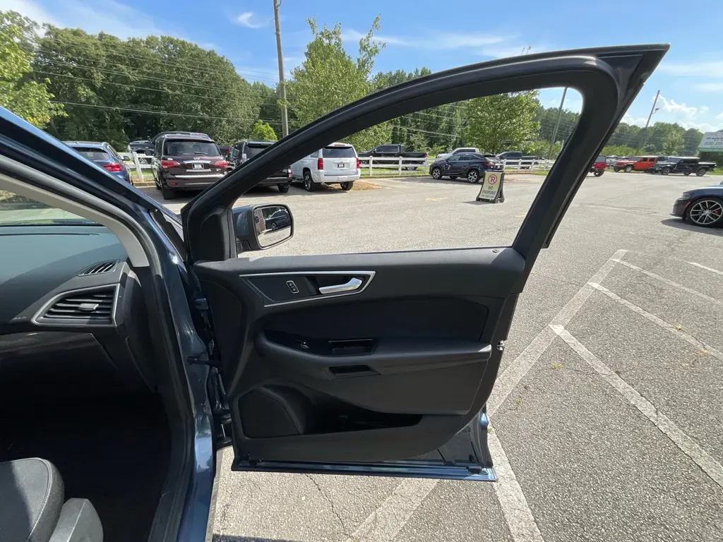 2019 Ford Edge - $13,985