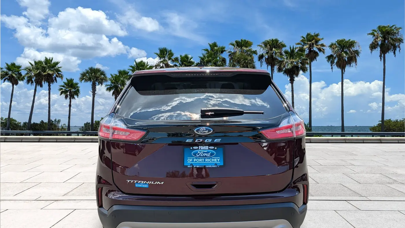 2021 Ford Edge Titanium
