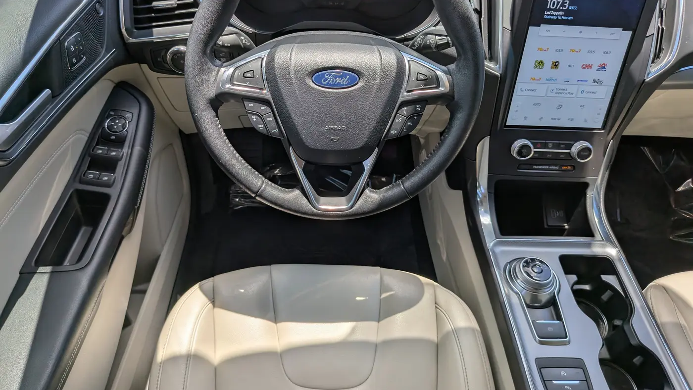 2021 Ford Edge Titanium