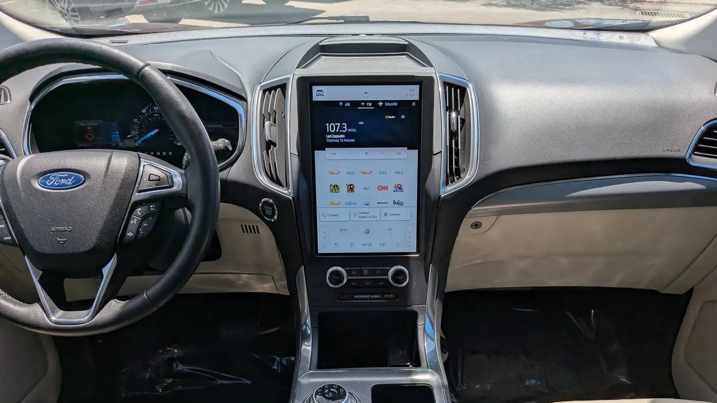 2021 Ford Edge Titanium