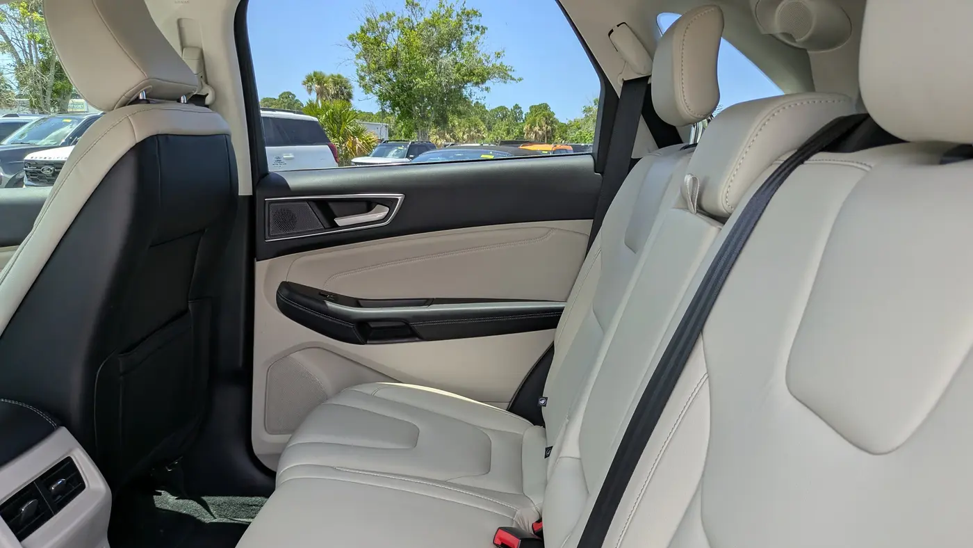 2021 Ford Edge Titanium