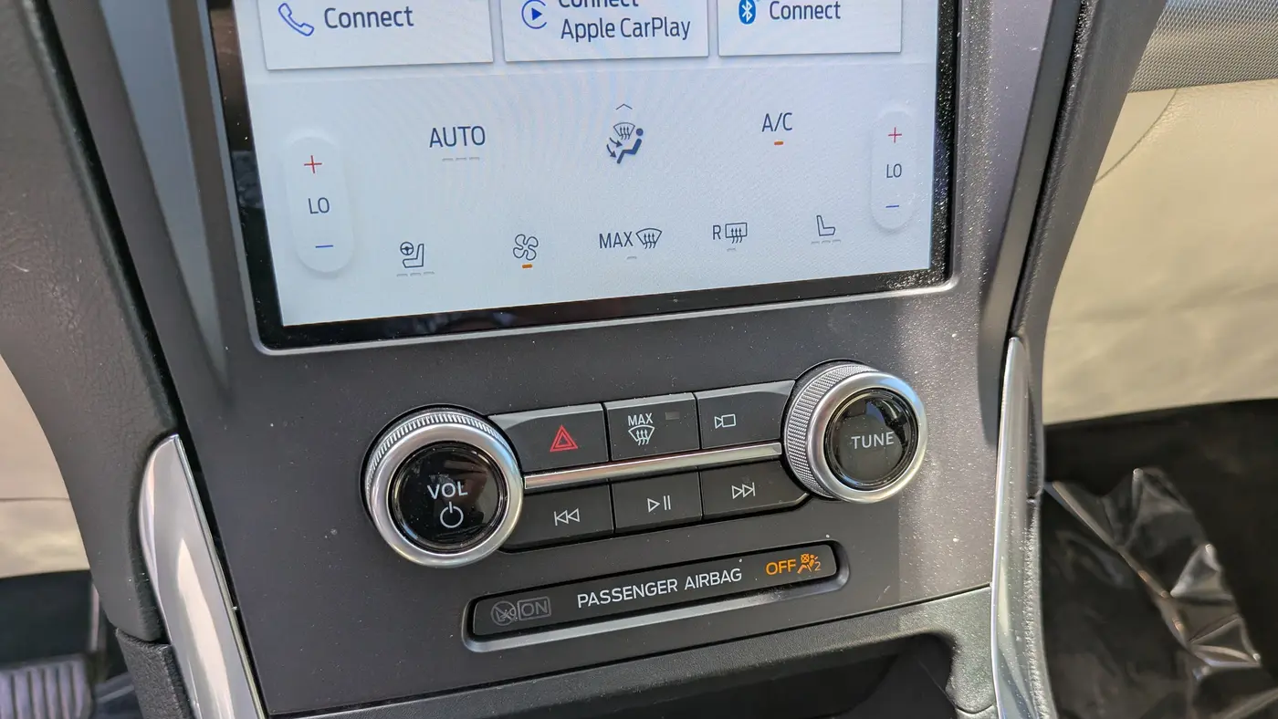 2021 Ford Edge Titanium