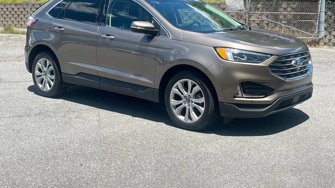 Preowned 2019 Ford Edge Titanium for Sale