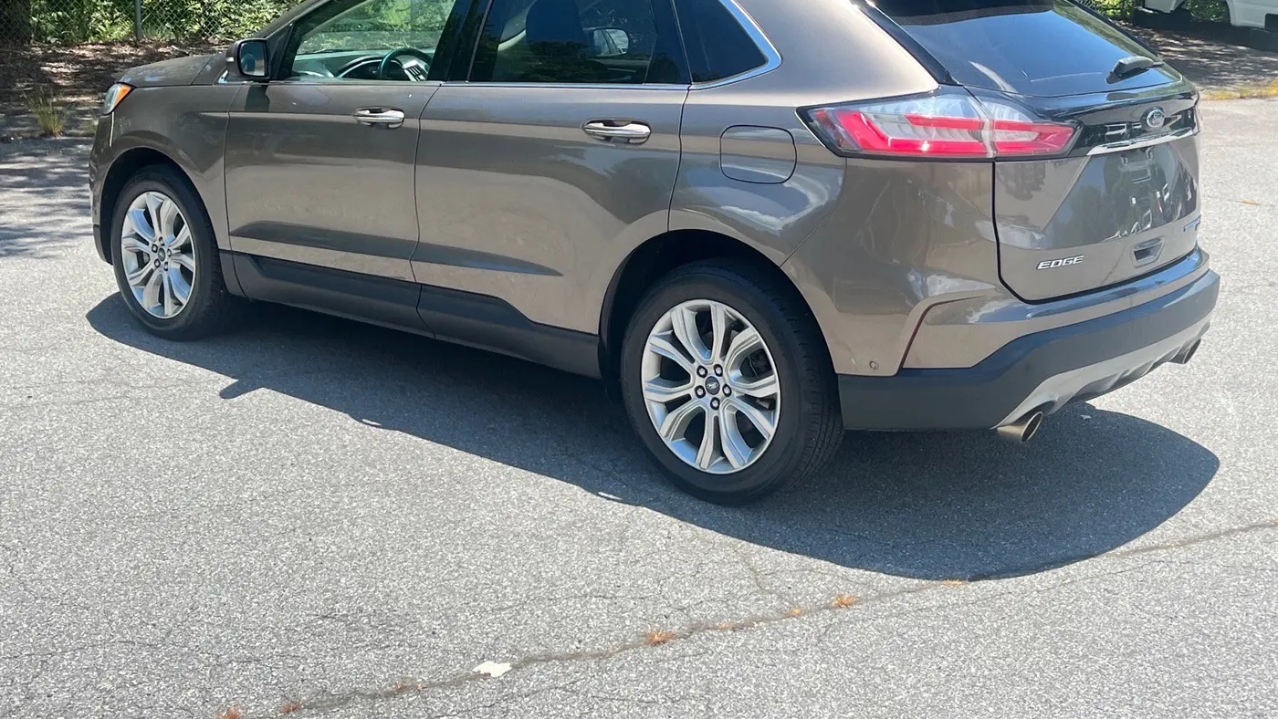 2019 Ford Edge Titanium