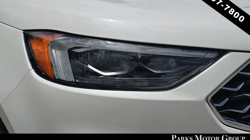 2020 Ford Edge Titanium