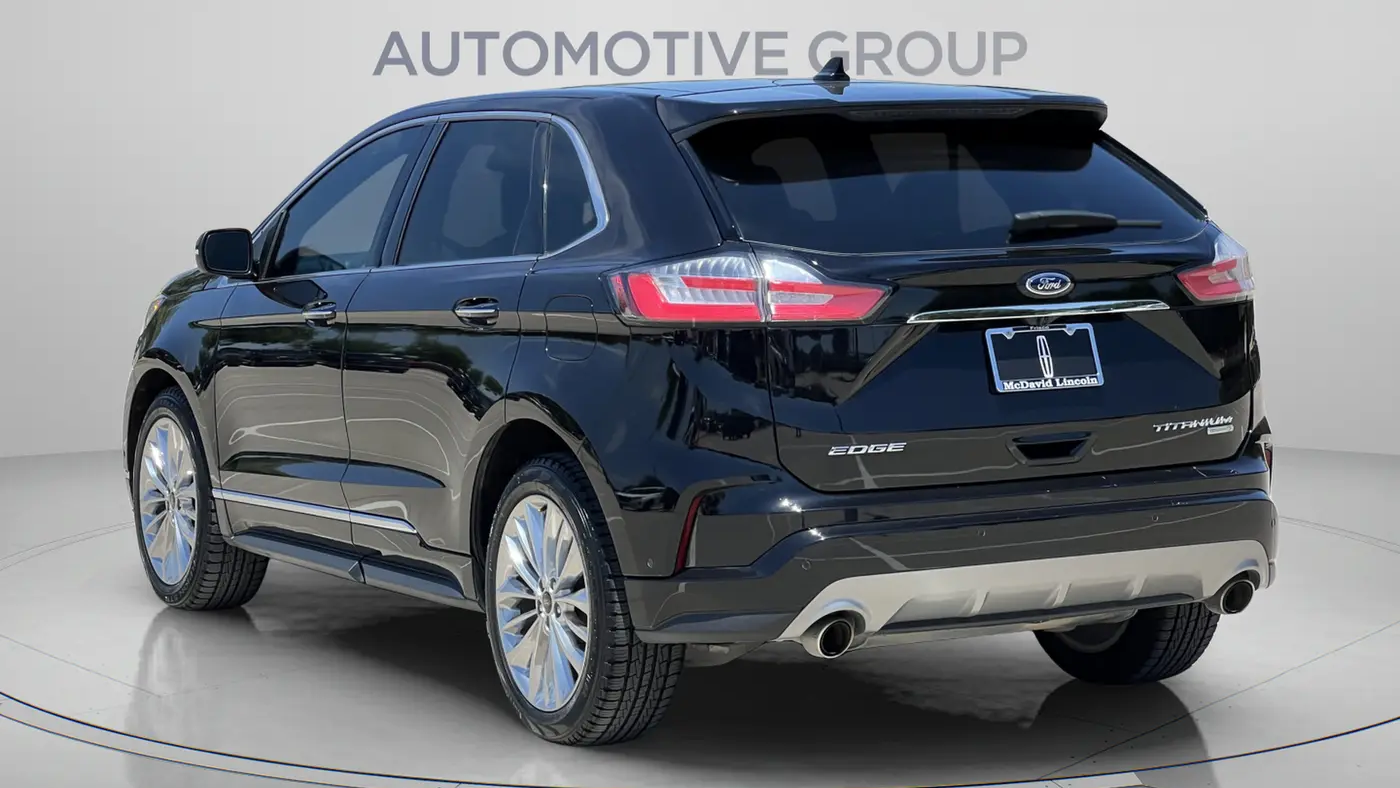 2020 Ford Edge Titanium