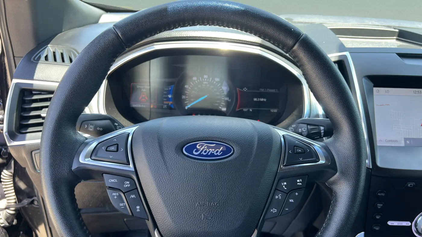 2020 Ford Edge Titanium