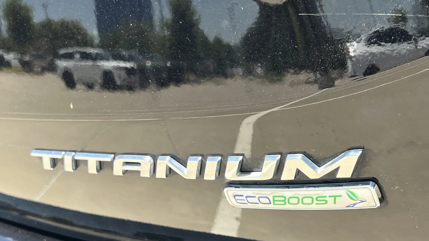 2020 Ford Edge Titanium