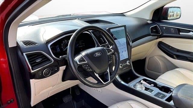 2021 Ford Edge Titanium