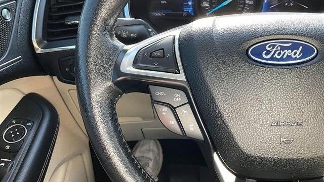 2021 Ford Edge Titanium