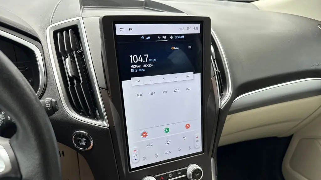 2021 Ford Edge Titanium