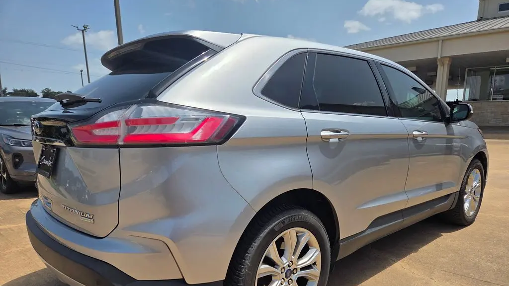 2020 Ford Edge Titanium